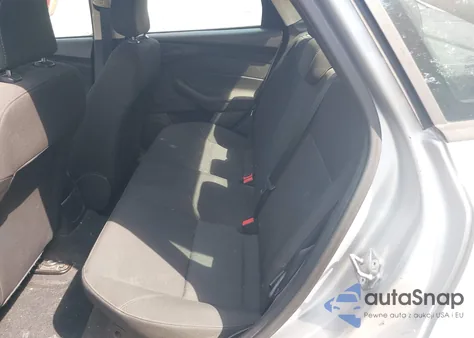 2016 Ford Focus S from USA, damaged, VIN 1FADP3E20GL352969